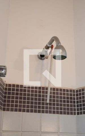 Casa à venda com 250m², 3 quartos e 4 vagasBanheiro da Suíte 1