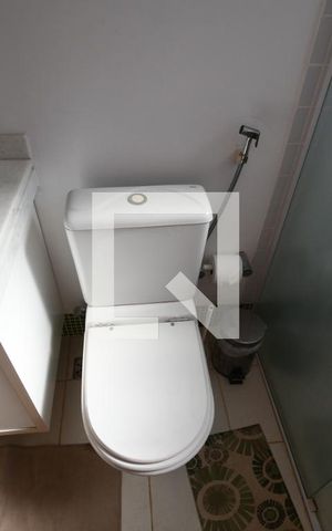 Casa à venda com 250m², 3 quartos e 4 vagasBanheiro da Suíte 2