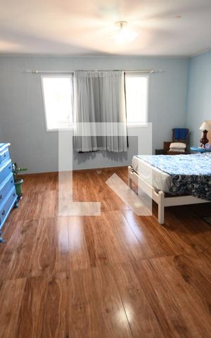 Casa à venda com 250m², 3 quartos e 4 vagasSuíte 3
