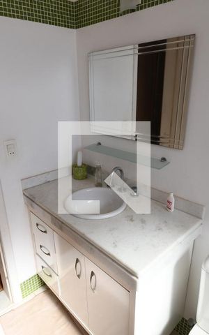 Casa à venda com 250m², 3 quartos e 4 vagasBanheiro da Suíte 2
