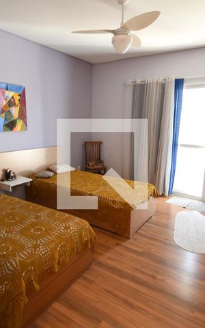 Casa à venda com 250m², 3 quartos e 4 vagasSuíte 1