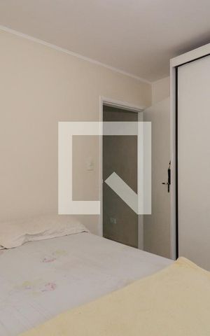 Casa à venda com 150m², 2 quartos e 2 vagas Casa à venda com 150m², 2 quartos e 2 vagasQuarto 1