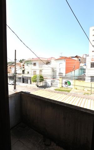 Casa à venda com 250m², 4 quartos e 2 vagasQuarto 2 - Sacada