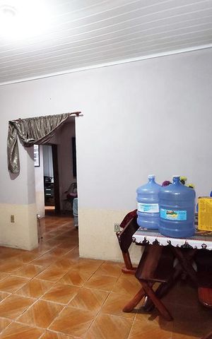 Casa à venda com 105m², 4 quartos e 12 vagas