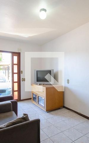 Casa à venda com 180m², 4 quartos e 5 vagas Casa à venda com 180m², 4 quartos e 5 vagasSala