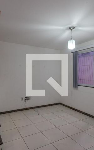 Casa para alugar com 65m², 2 quartos e 1 vagaSala