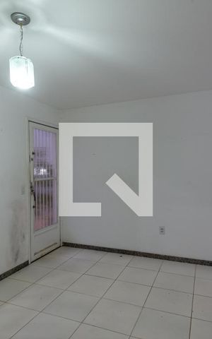 Casa para alugar com 65m², 2 quartos e 1 vagaSala
