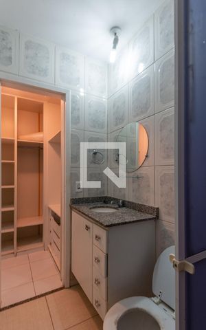 Casa para alugar com 65m², 2 quartos e 1 vagaBanheiro da Suíte 1