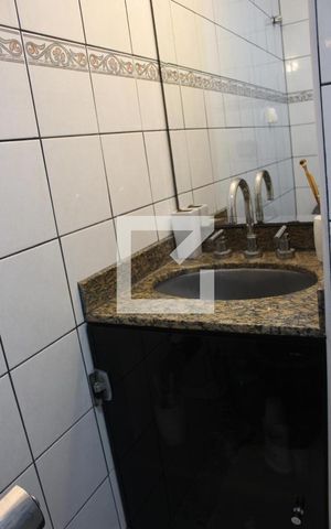 Apartamento para alugar com 260m², 3 quartos e 3 vagasBanheiro Corredor