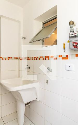 Apartamento à venda com 163m², 3 quartos e 4 vagas Apartamento à venda com 163m², 3 quartos e 4 vagasLavanderia