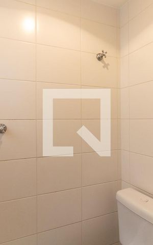 Apartamento à venda com 163m², 3 quartos e 4 vagas Apartamento à venda com 163m², 3 quartos e 4 vagasBanheiro de Serviço