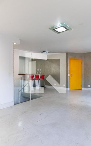 Apartamento à venda com 163m², 3 quartos e 4 vagas Apartamento à venda com 163m², 3 quartos e 4 vagasSala