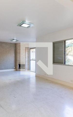 Apartamento à venda com 163m², 3 quartos e 4 vagas Apartamento à venda com 163m², 3 quartos e 4 vagasSala