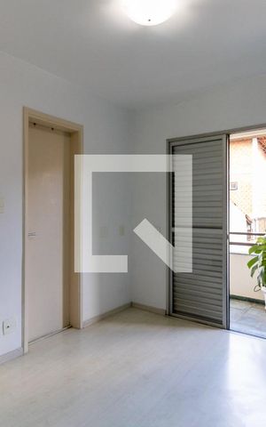 Apartamento à venda com 163m², 3 quartos e 4 vagas Apartamento à venda com 163m², 3 quartos e 4 vagasSuíte