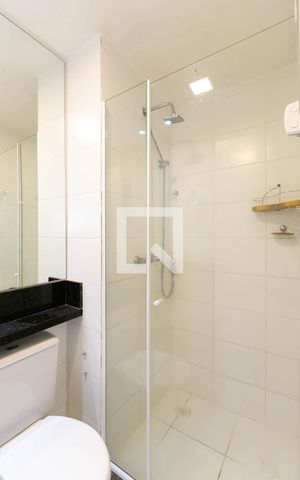 Apartamento à venda com 45m², 2 quartos e 1 vaga Apartamento à venda com 45m², 2 quartos e 1 vagaBanheiro