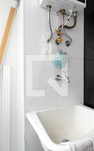 Apartamento à venda com 45m², 2 quartos e 1 vaga Apartamento à venda com 45m², 2 quartos e 1 vagaÁrea de Serviço