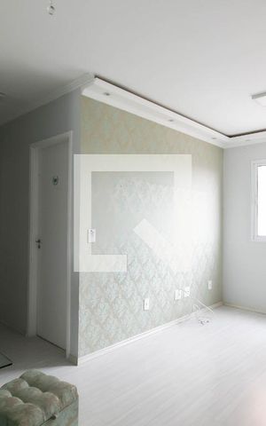 Apartamento à venda com 45m², 2 quartos e 1 vaga Apartamento à venda com 45m², 2 quartos e 1 vagaSala