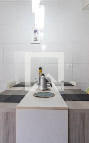 Casa à venda com 130m², 3 quartos e 1 vaga Casa à venda com 130m², 3 quartos e 1 vagaCozinha - Mesa de Jantar