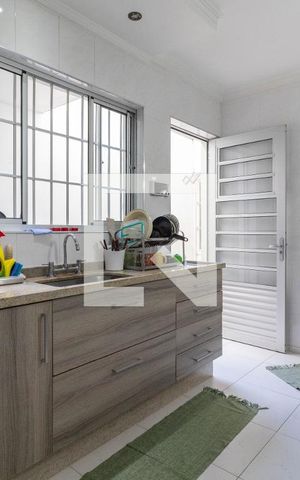 Casa à venda com 130m², 3 quartos e 1 vaga Casa à venda com 130m², 3 quartos e 1 vagaCozinha