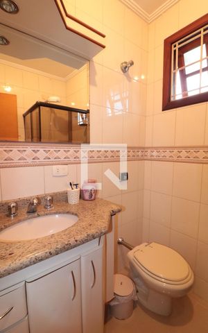 Casa à venda com 95m², 3 quartos e 2 vagasBanheiro Social