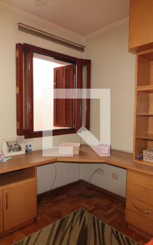 Casa à venda com 95m², 3 quartos e 2 vagasQuarto 2