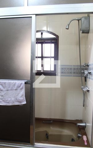 Casa à venda com 160m², 5 quartos e 2 vagasBanheiro da Suíte 1