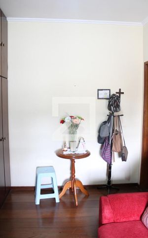 Casa à venda com 160m², 5 quartos e 2 vagasQuarto 2