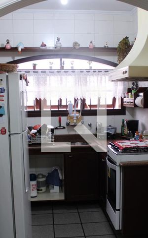 Casa à venda com 160m², 5 quartos e 2 vagasCozinha