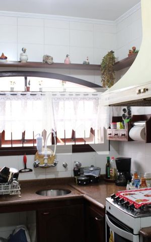 Casa à venda com 160m², 5 quartos e 2 vagasCozinha