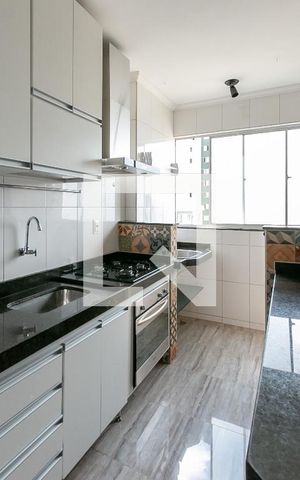 Apartamento para alugar com 94m², 3 quartos e 2 vagasCozinha e Área de Serviço