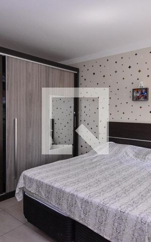 Casa à venda com 300m², 4 quartos e 8 vagas Casa à venda com 300m², 4 quartos e 8 vagasQuarto 1 - Suíte