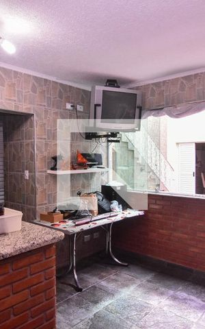 Casa à venda com 300m², 4 quartos e 8 vagas Casa à venda com 300m², 4 quartos e 8 vagasChurrasqueira