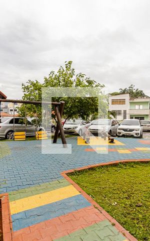 Apartamento à venda com 45m², 2 quartos e 1 vaga Apartamento à venda com 45m², 2 quartos e 1 vagaPlayground