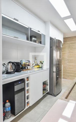 Apartamento à venda com 109m², 3 quartos e 2 vagasCozinha