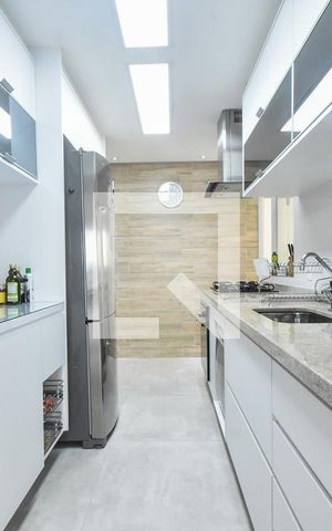 Apartamento à venda com 109m², 3 quartos e 2 vagasCozinha