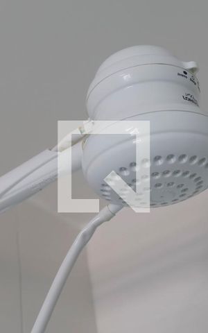 Studio à venda com 33m², 1 quarto e sem vagaChuveiro