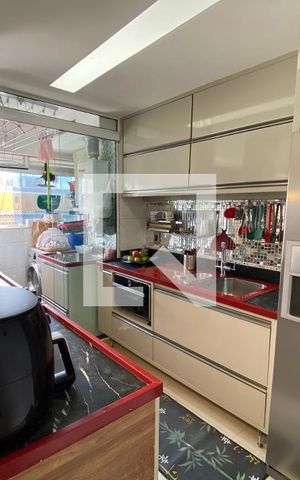 Apartamento à venda com 64m², 3 quartos e 2 vagas Apartamento à venda com 64m², 3 quartos e 2 vagasCozinha