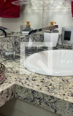Apartamento à venda com 64m², 3 quartos e 2 vagas Apartamento à venda com 64m², 3 quartos e 2 vagasBanheiro Social