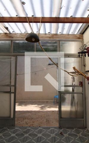 Casa à venda com 240m², 3 quartos e 3 vagasÁrea de Serviço