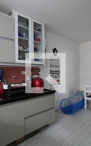 Casa à venda com 240m², 3 quartos e 3 vagasCozinha