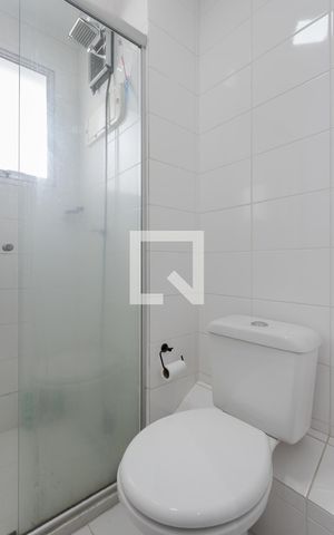 Apartamento à venda com 60m², 2 quartos e 1 vaga Apartamento à venda com 60m², 2 quartos e 1 vagaBanheiro