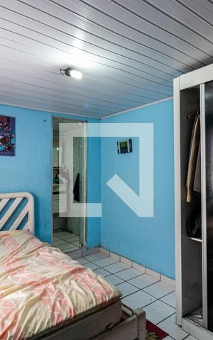 Casa à venda com 150m², 6 quartos e sem vagaCasa 04 - Suíte
