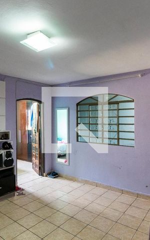 Casa à venda com 150m², 6 quartos e sem vagaCasa 01 - Sala