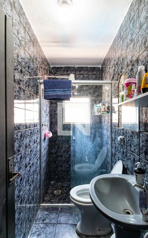 Casa à venda com 150m², 6 quartos e sem vagaCasa 01 - Banheiro