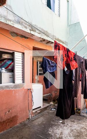 Casa à venda com 150m², 6 quartos e sem vagaCasa 01 - Área de serviço