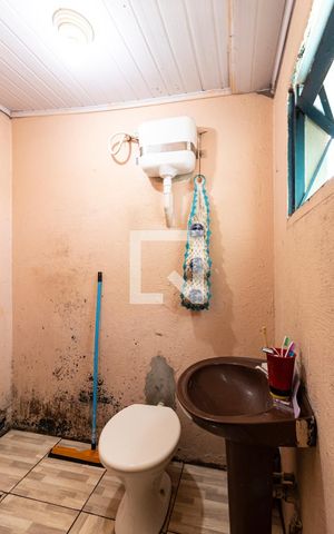 Casa à venda com 150m², 6 quartos e sem vagaCasa 03 - Banheiro