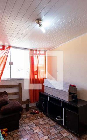 Casa à venda com 150m², 6 quartos e sem vagaCasa 04 - Sala