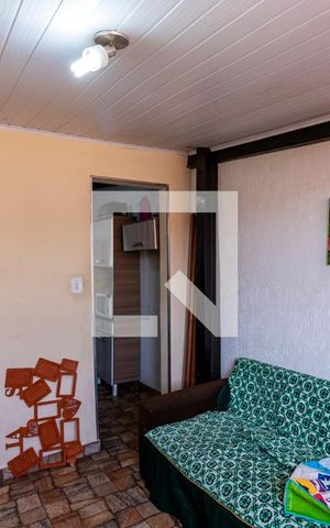 Casa à venda com 150m², 6 quartos e sem vagaCasa 04 - Sala