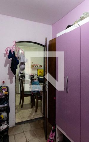 Casa à venda com 150m², 6 quartos e sem vagaCasa 01 - Quarto 2
