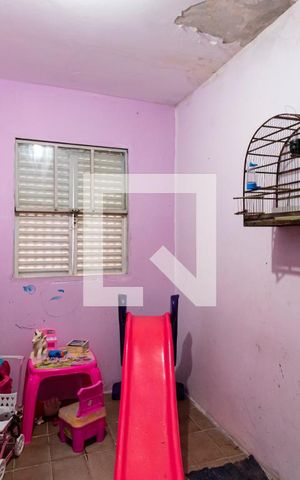 Casa à venda com 150m², 6 quartos e sem vagaCasa 01 - Quarto 2